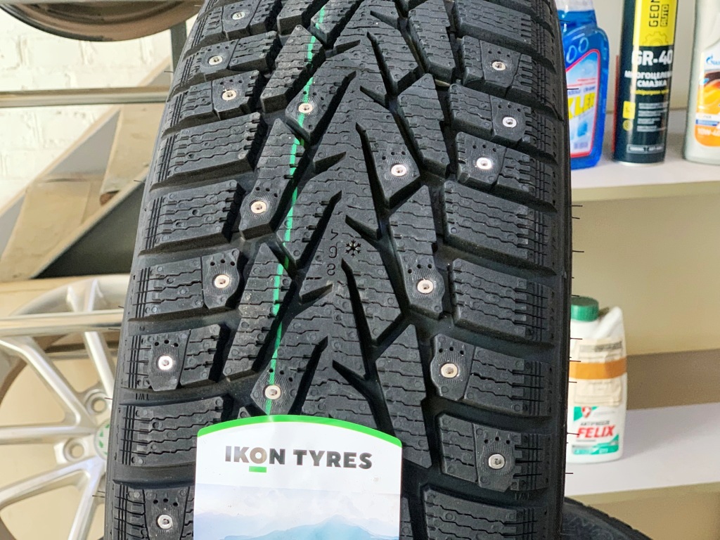 Шина 205/60R16 NORDMAN 7 96T шип.